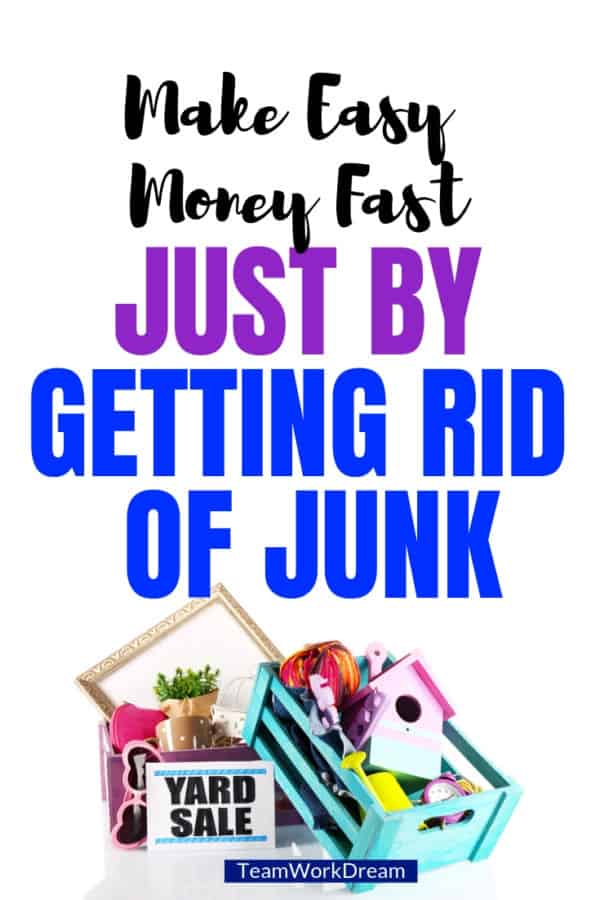 Check out these easy ways to make money fast. Start clearing out your clutter to make some super quick cash. #makemoneyfromhome #earnmoneyathome #earnmoneyonline #makemoneyonline